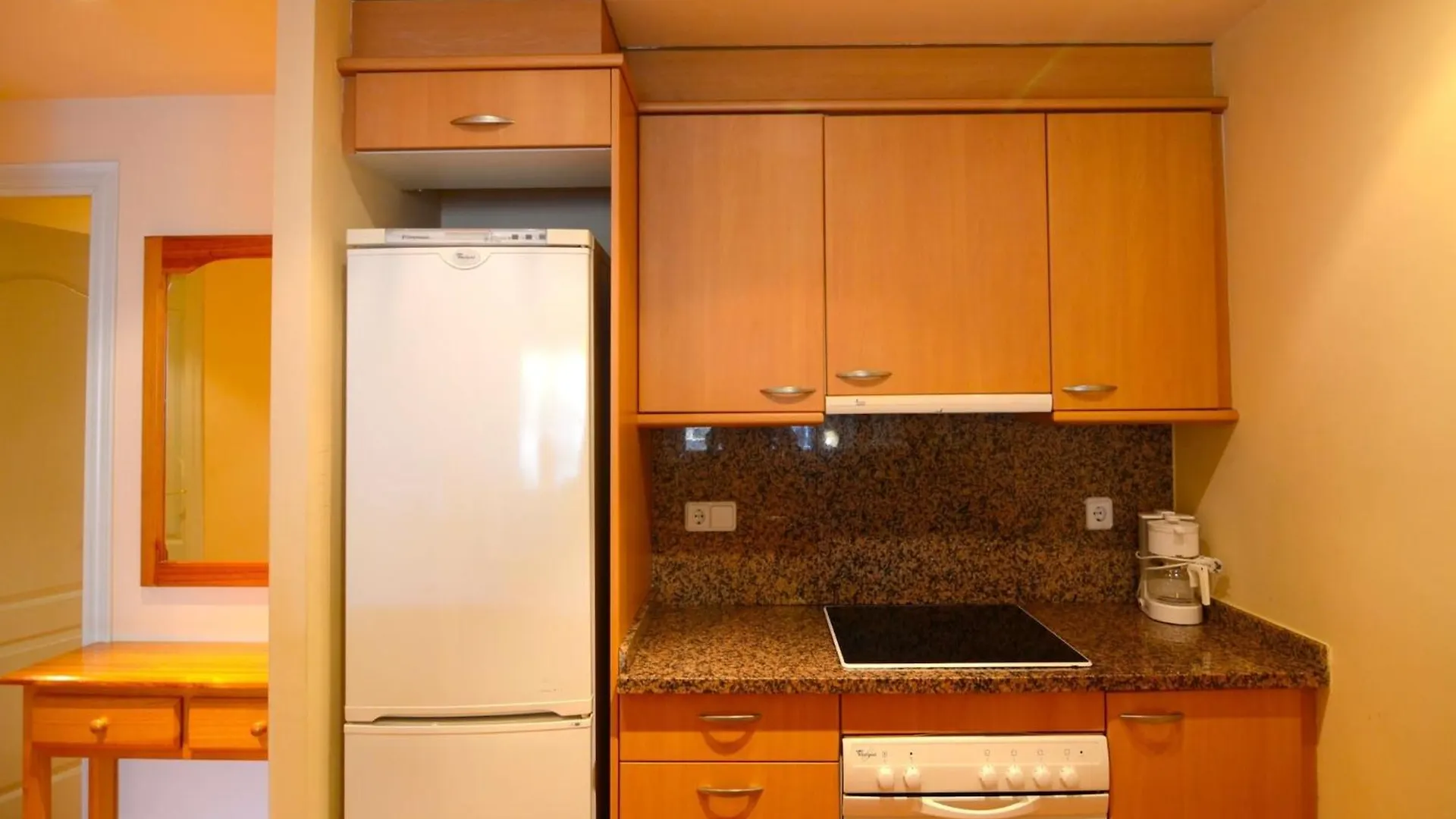Green Mar F 202 Pals Apartment